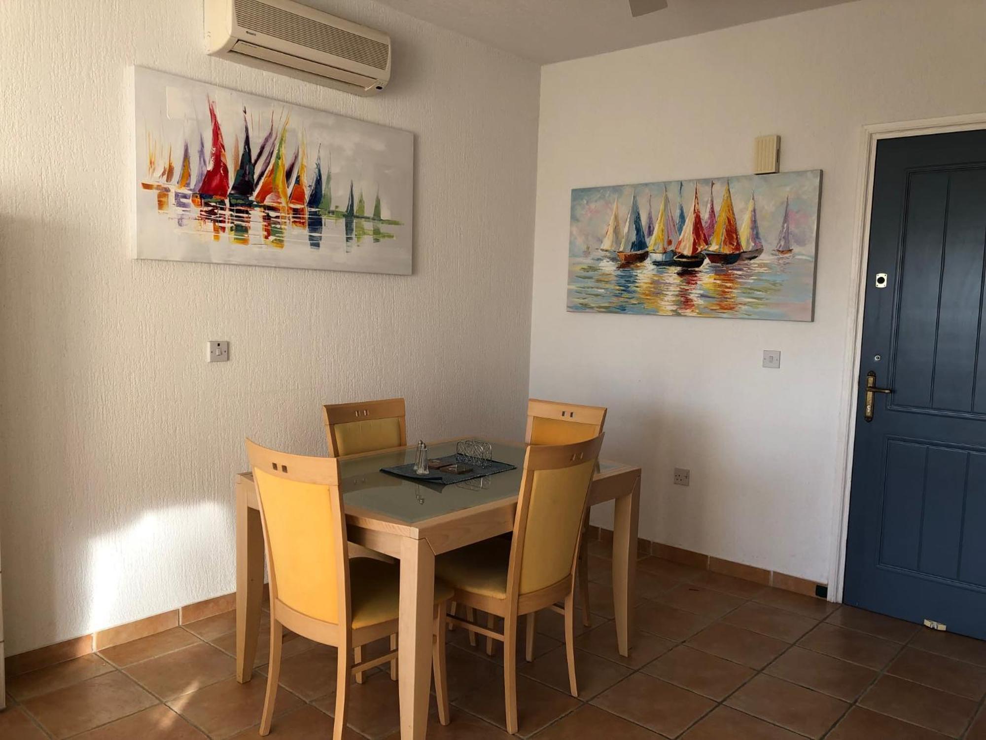 Limnaria Gardens - 1 Bedroom, Sunny Apartment With Stunning Pool Views Paphos Eksteriør billede